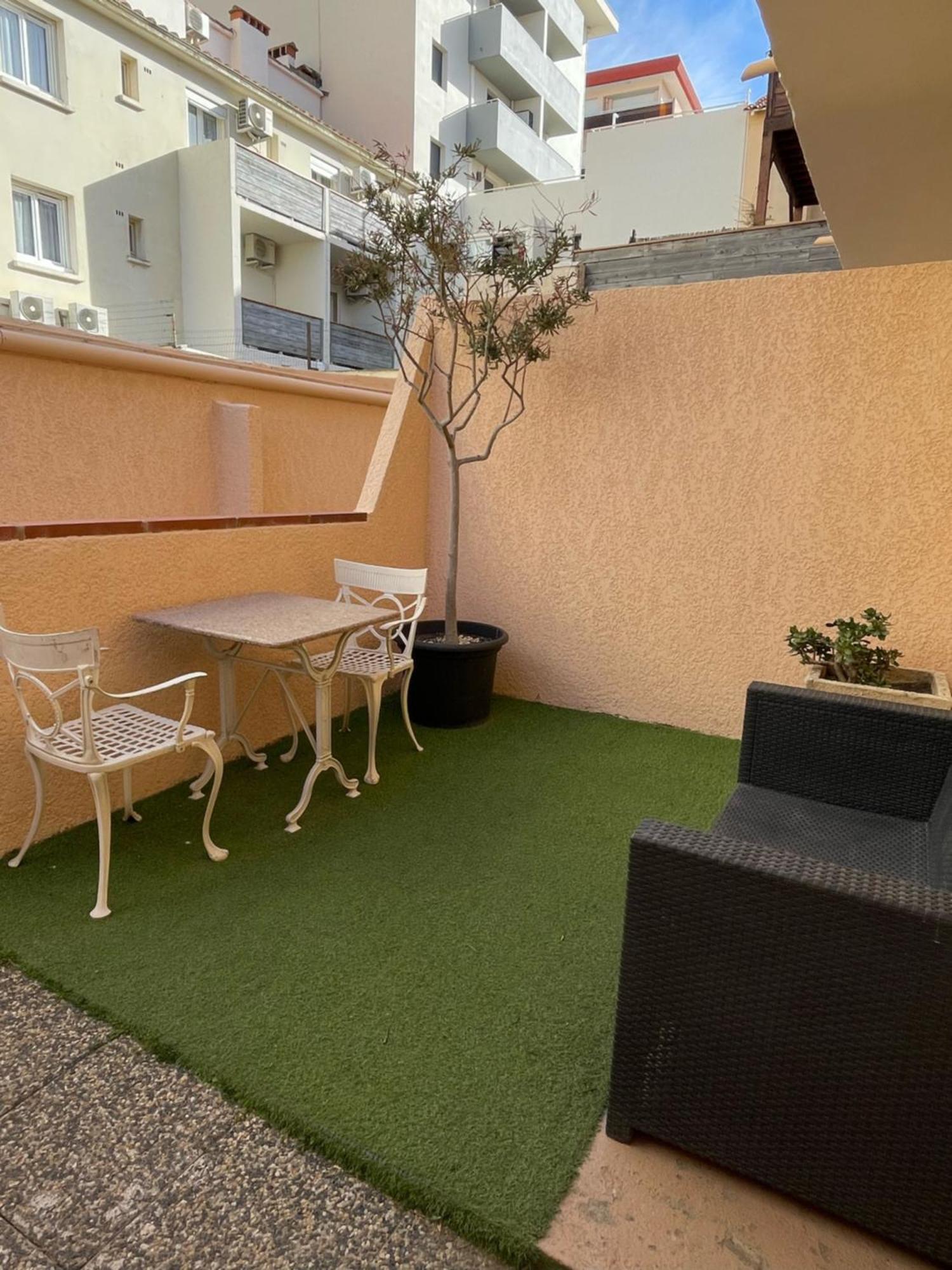 Hotel Saint Georges, Face A La Mer Canet-en-Roussillon Luaran gambar