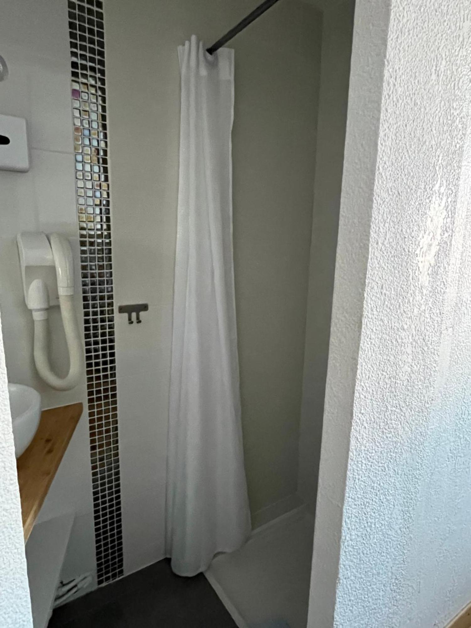 Hotel Saint Georges, Face A La Mer Canet-en-Roussillon Luaran gambar